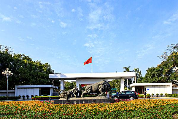歐陸美居抗菌吊頂成功應用多地政府辦公大樓，彰顯品牌實力！